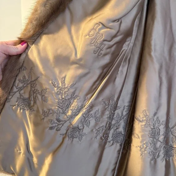 Vintage 1940s 1950s Brown Fur Coat - Picture 11 of 12